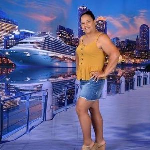 Meet your Posher, Beatriz